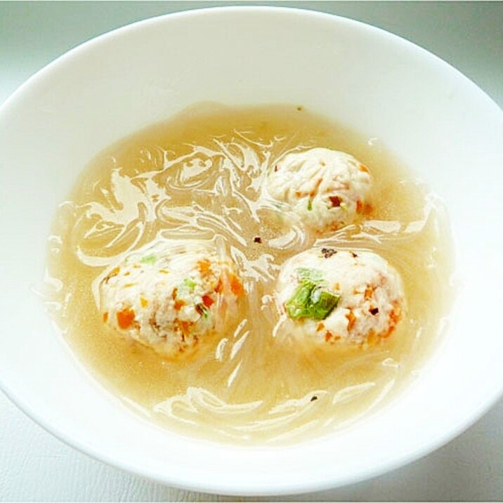 鶏団子の春雨スープ